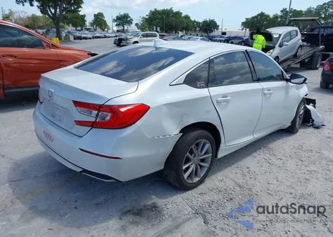 2021 Honda Accord Lx z USA, uszkodzony, nr VIN 1HGCV1F18MA012774